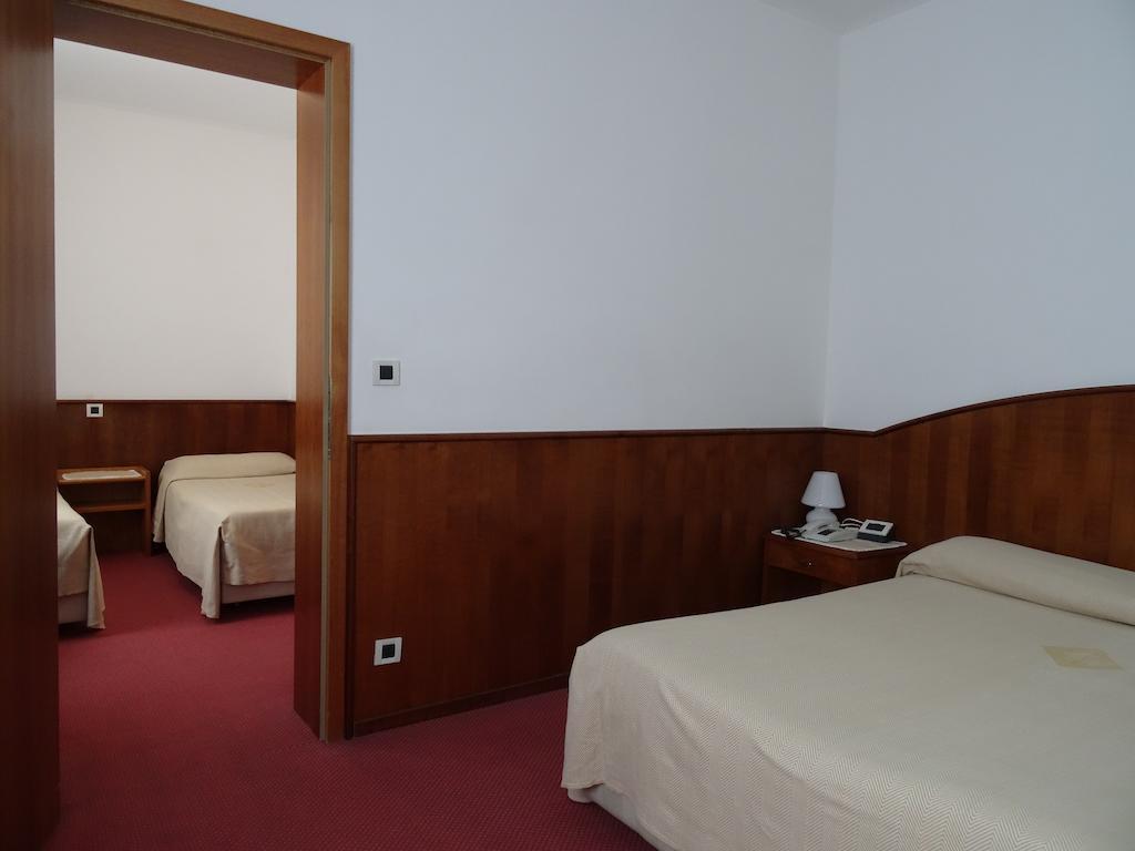 Hotel Roma Cividale del Friuli Oda fotoğraf